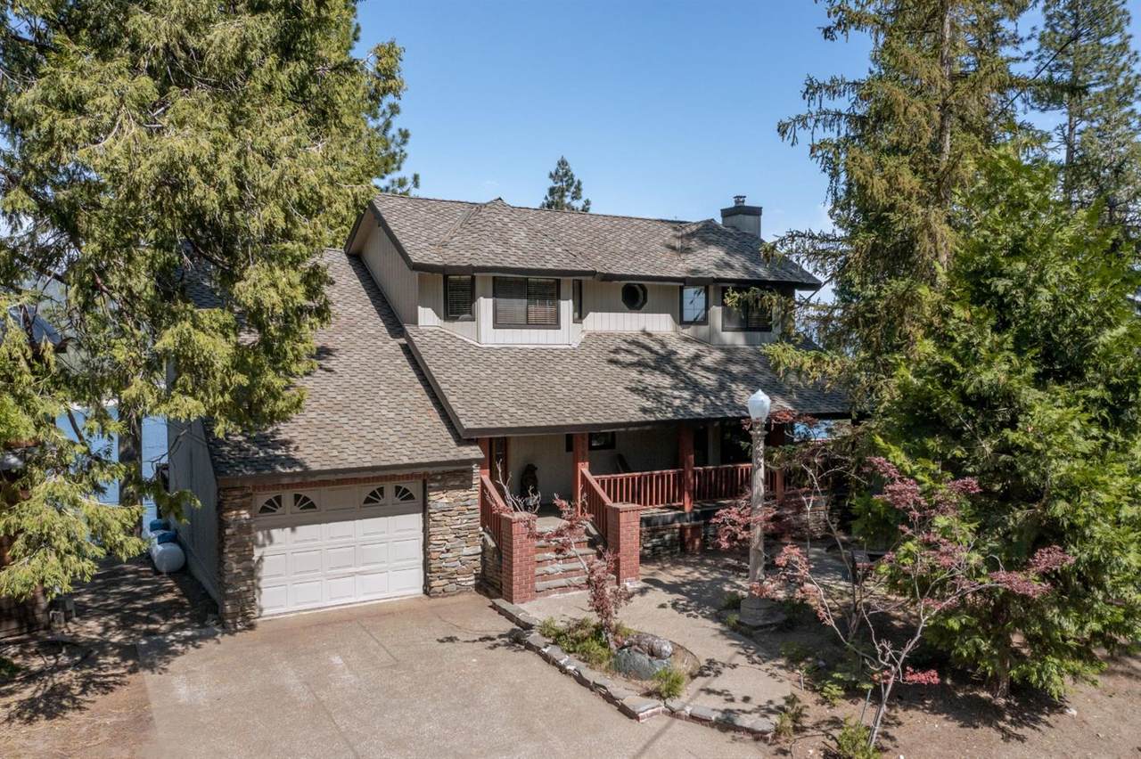 44455 Hillcrest Avenue - Photo 1