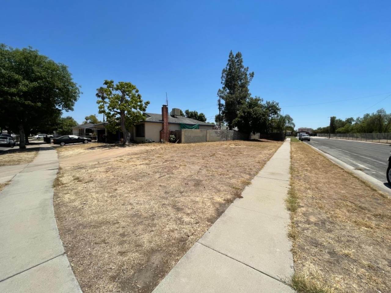 2204 Rialto Avenue - Photo 1
