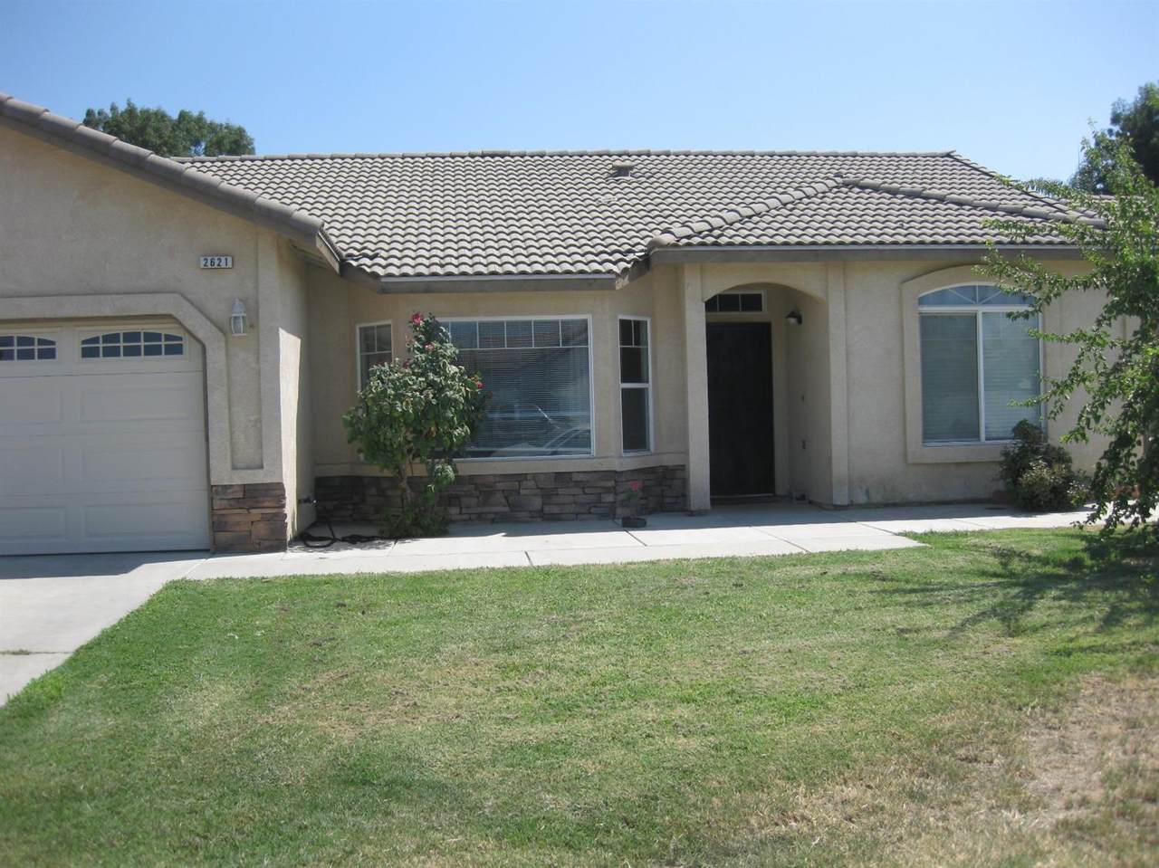 2621 Northhill St - Photo 1