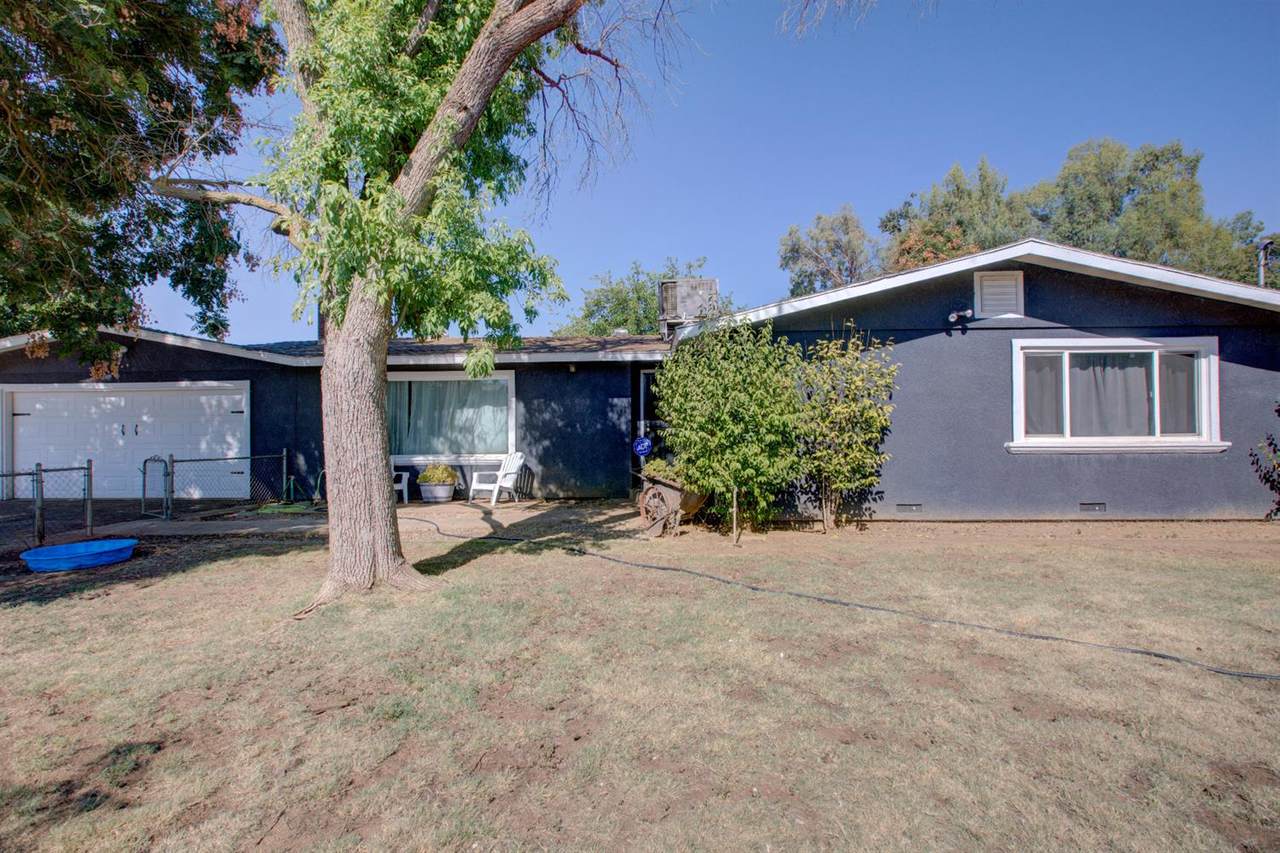 385 Coffee Street - Photo 1