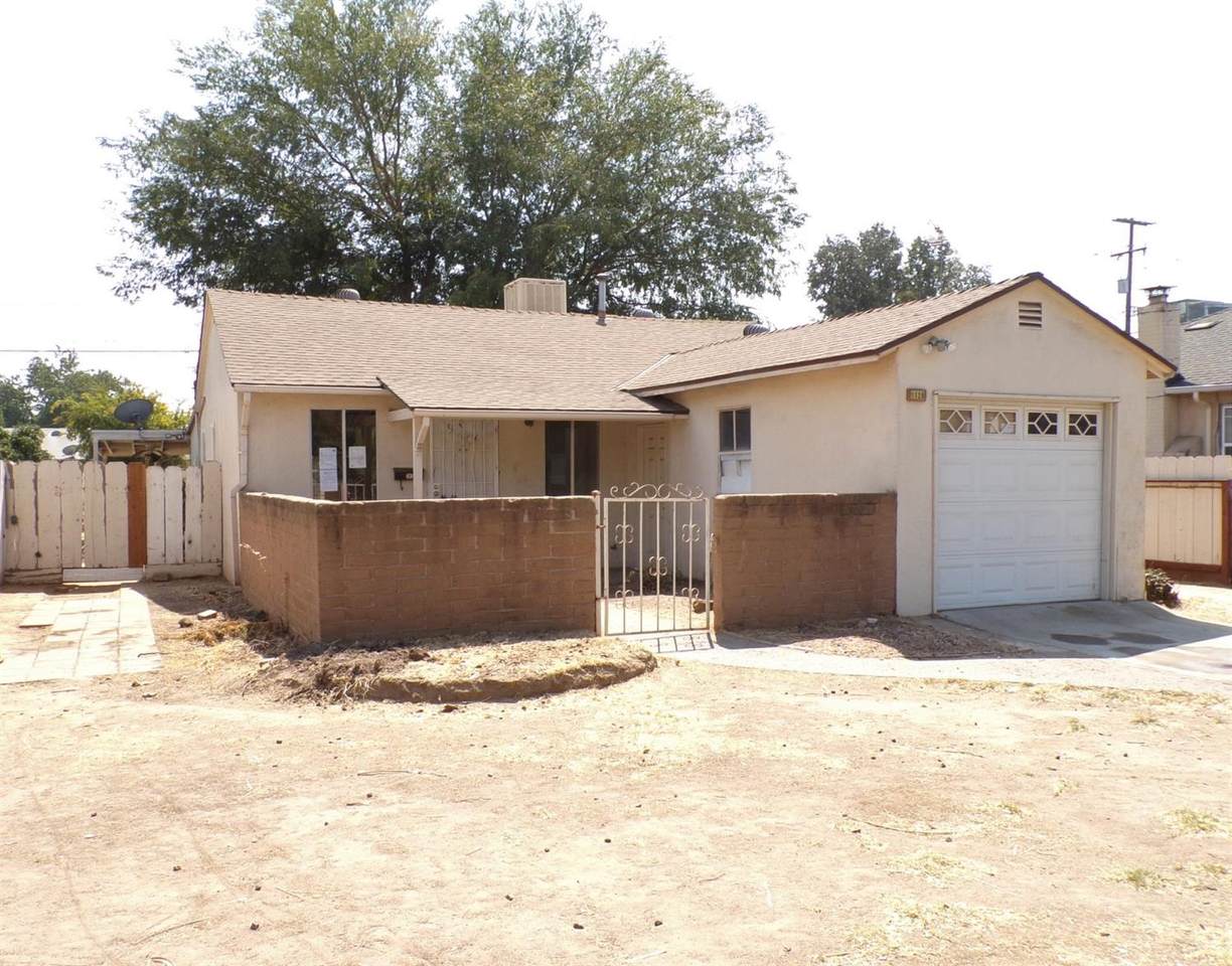 1120 Saginaw Way - Photo 1