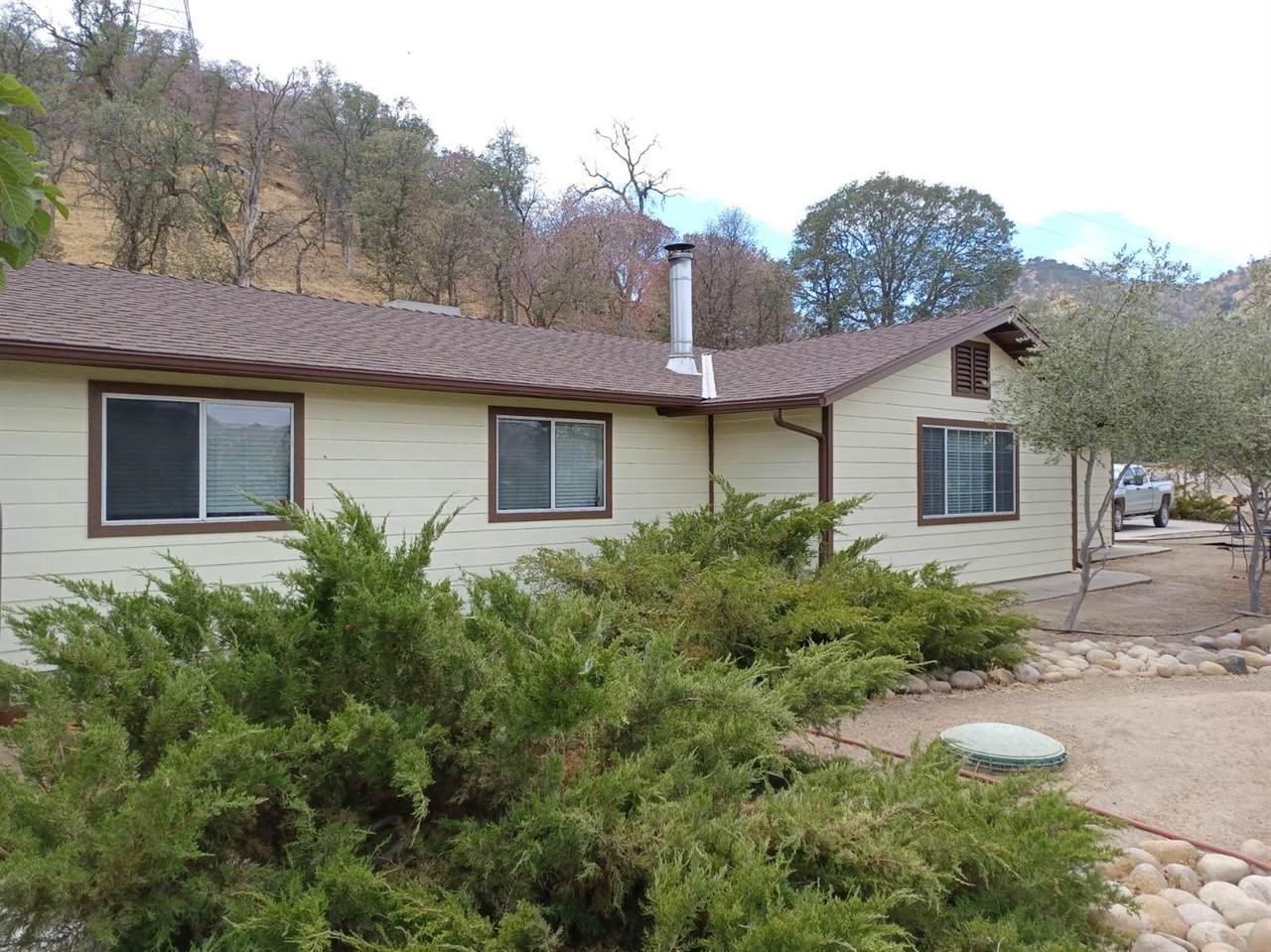 6265 Bellows Drive - Photo 1