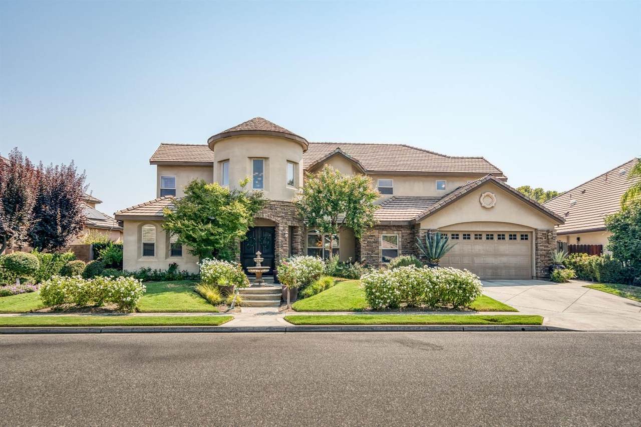 10764 Baird Avenue - Photo 1