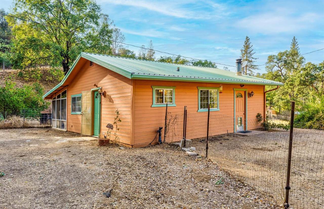 5084 Oak - Photo 1