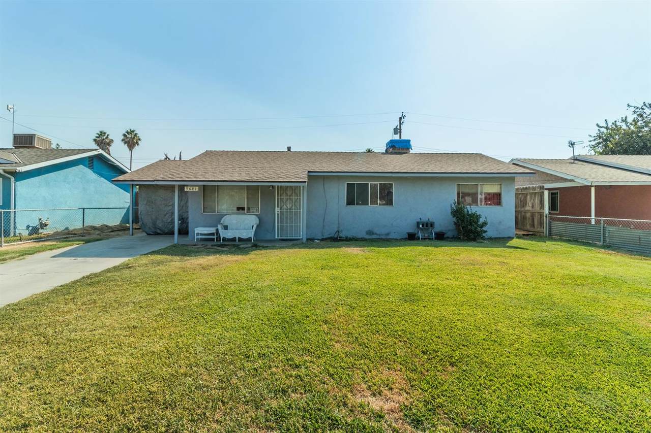 9641 Home Avenue - Photo 1