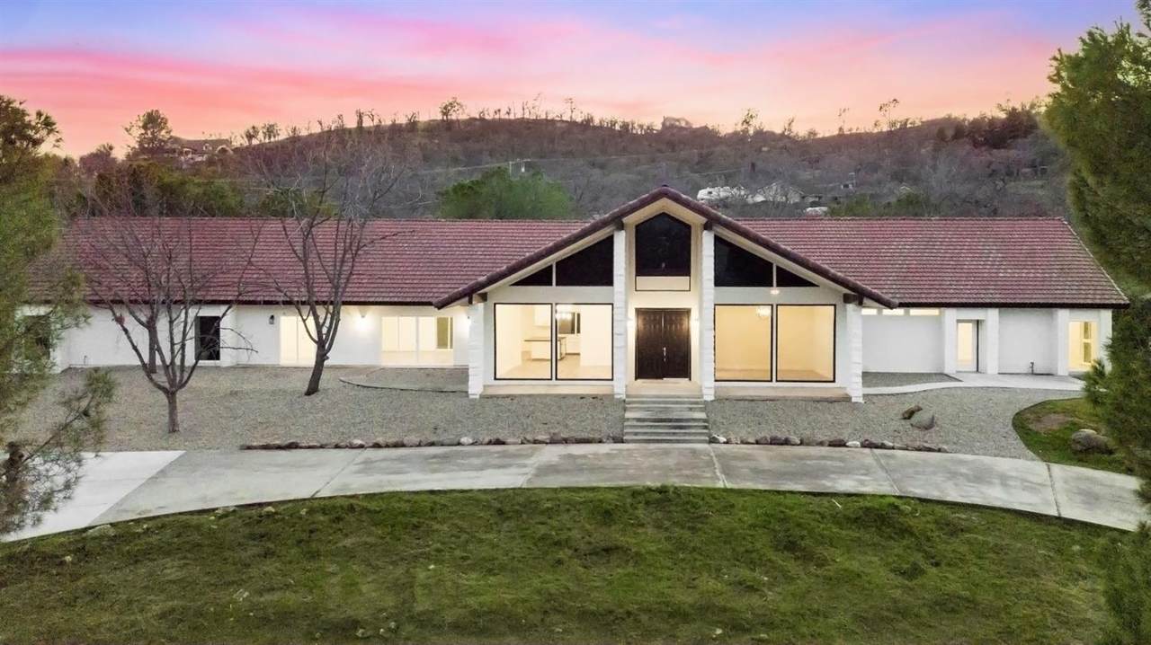29650 Horseshoe Drive - Photo 1
