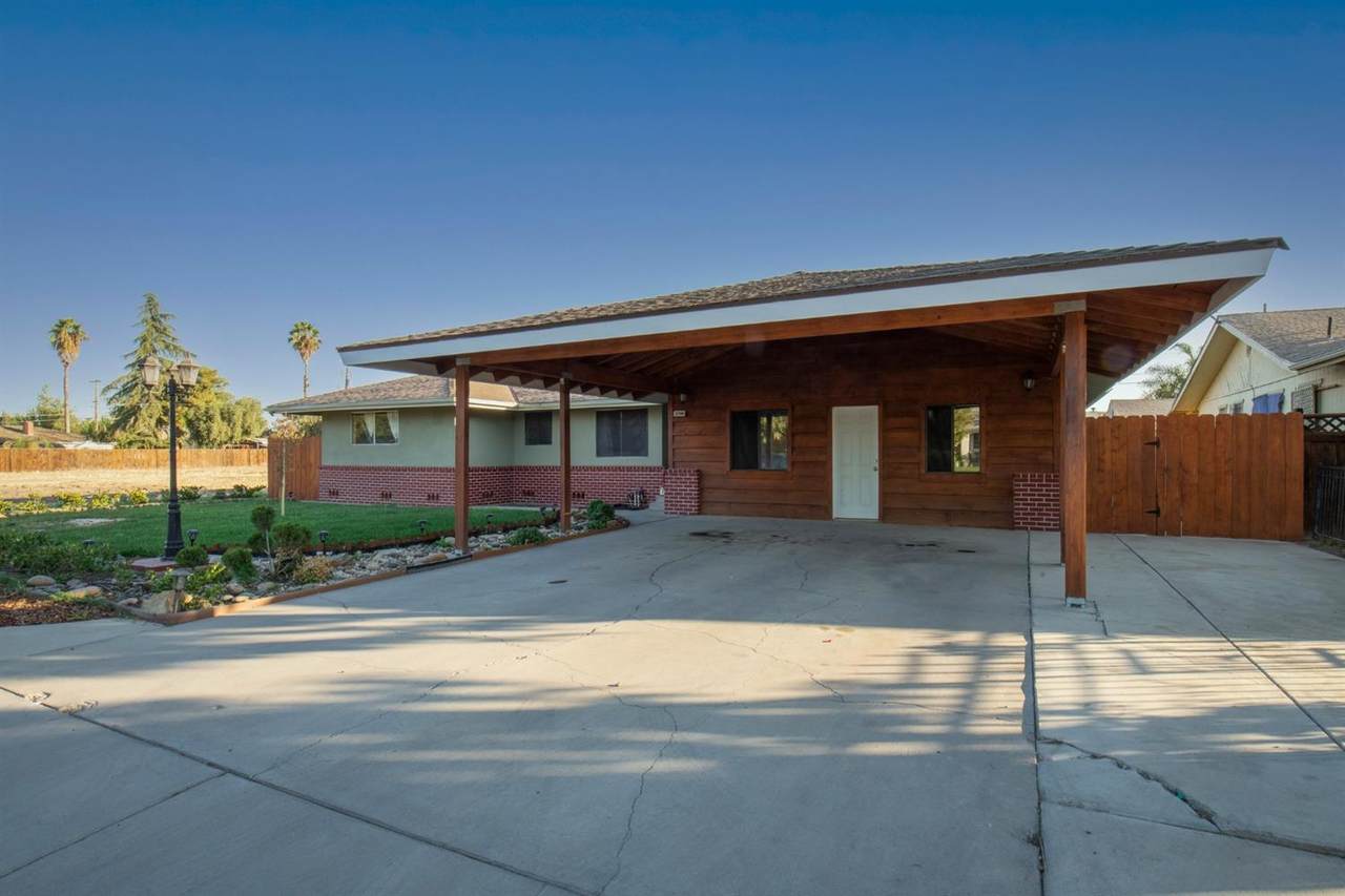 22160 Oregon Avenue - Photo 1