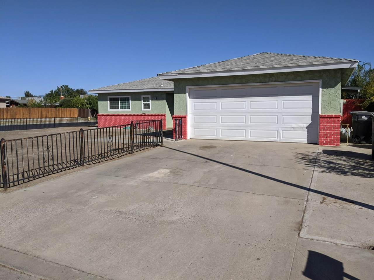 1337 Noreen Way - Photo 1