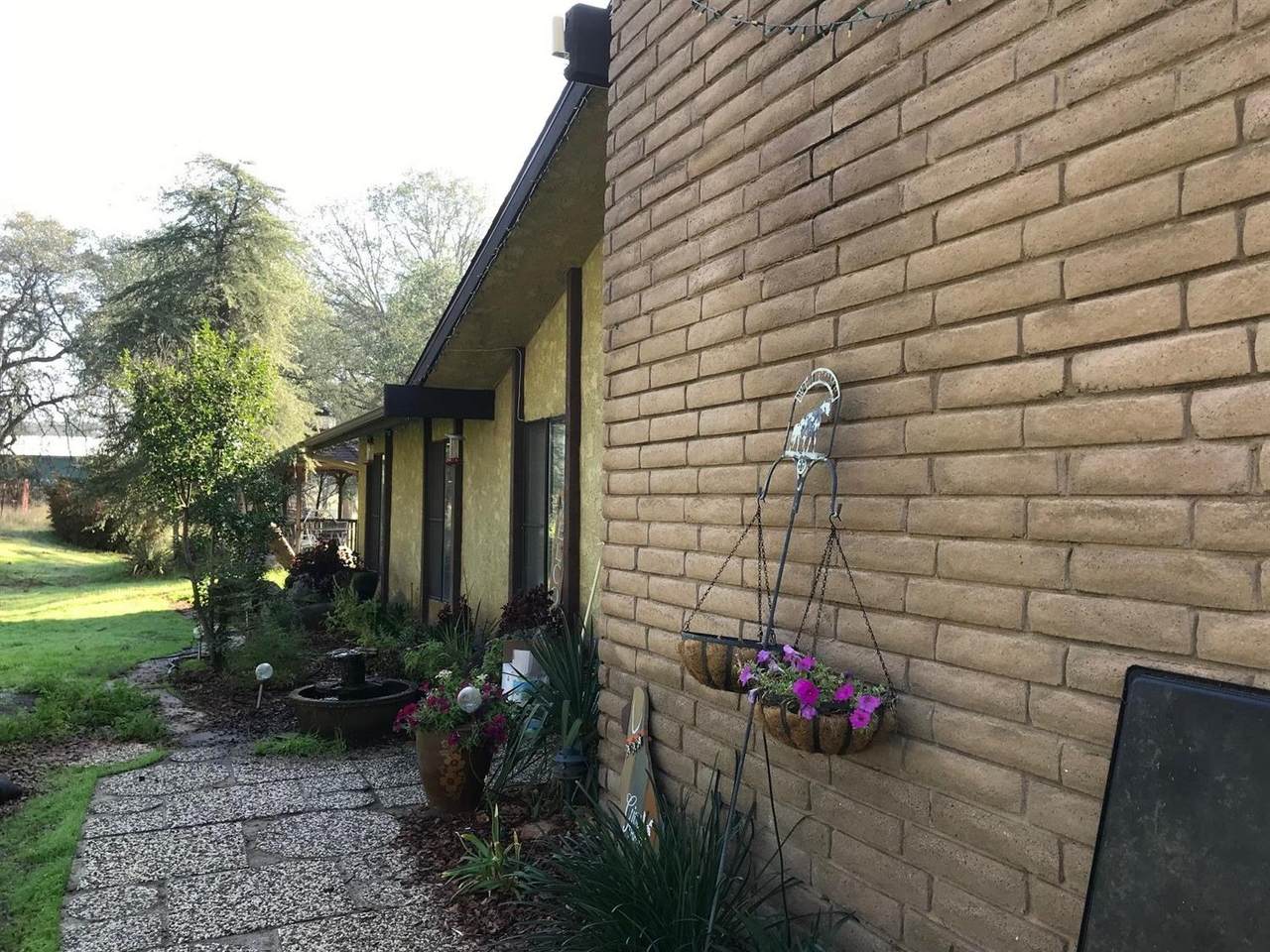 25446 Auberry Road - Photo 1