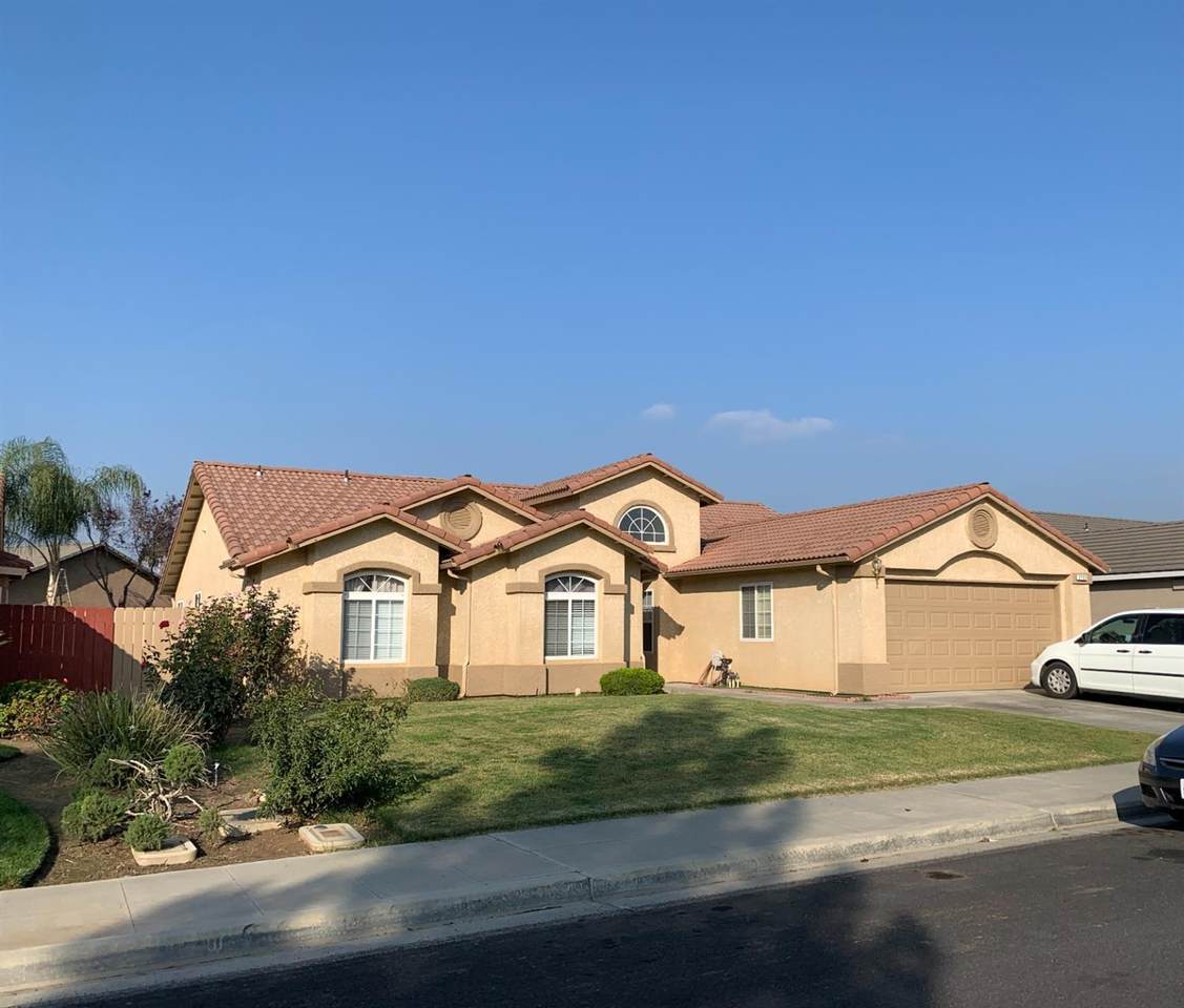 2733 Desert Ranch Way - Photo 1
