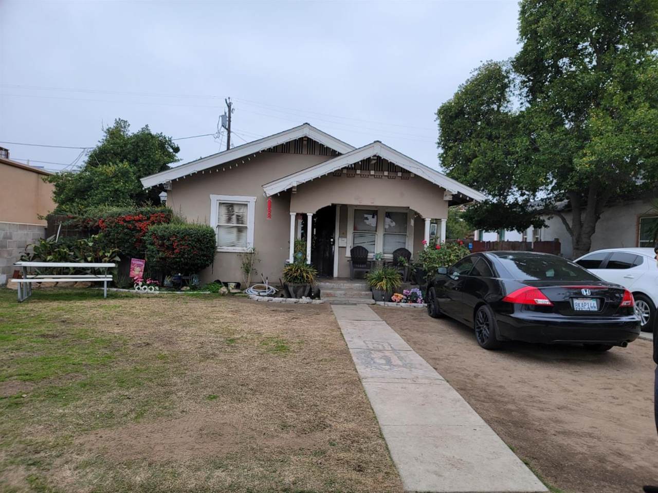 1122 Fruit Avenue - Photo 1