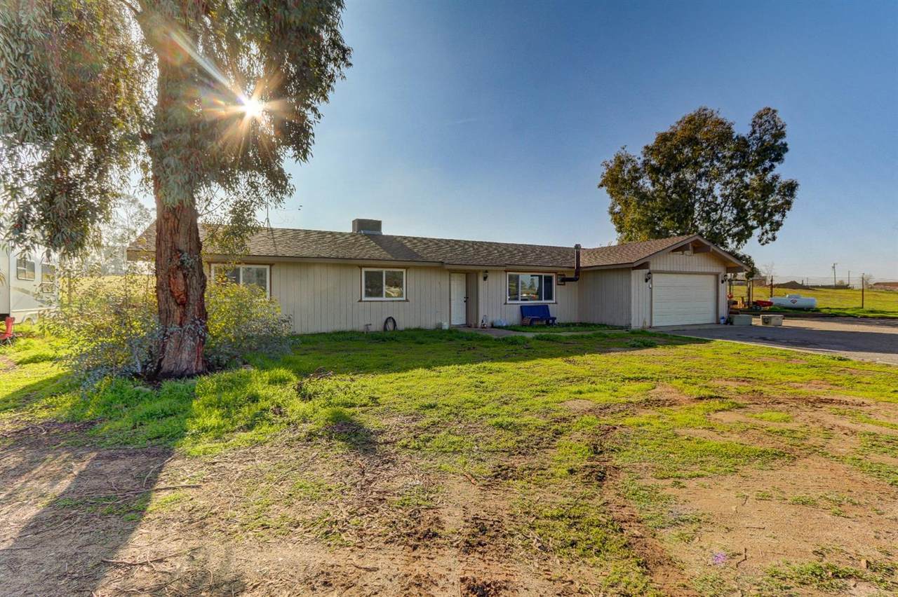 14708 Brookhill Road - Photo 1