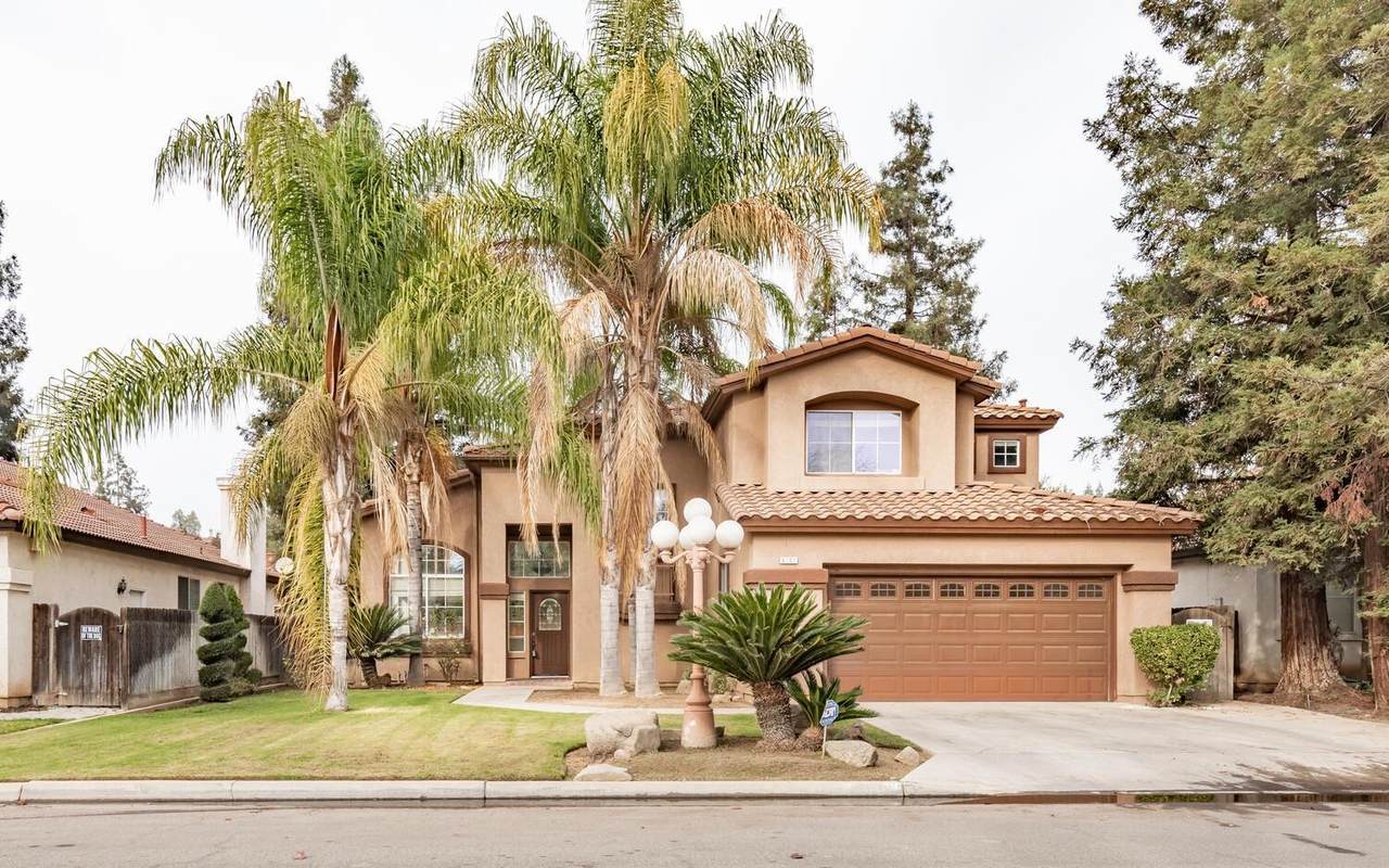 6202 Minarets Avenue - Photo 1