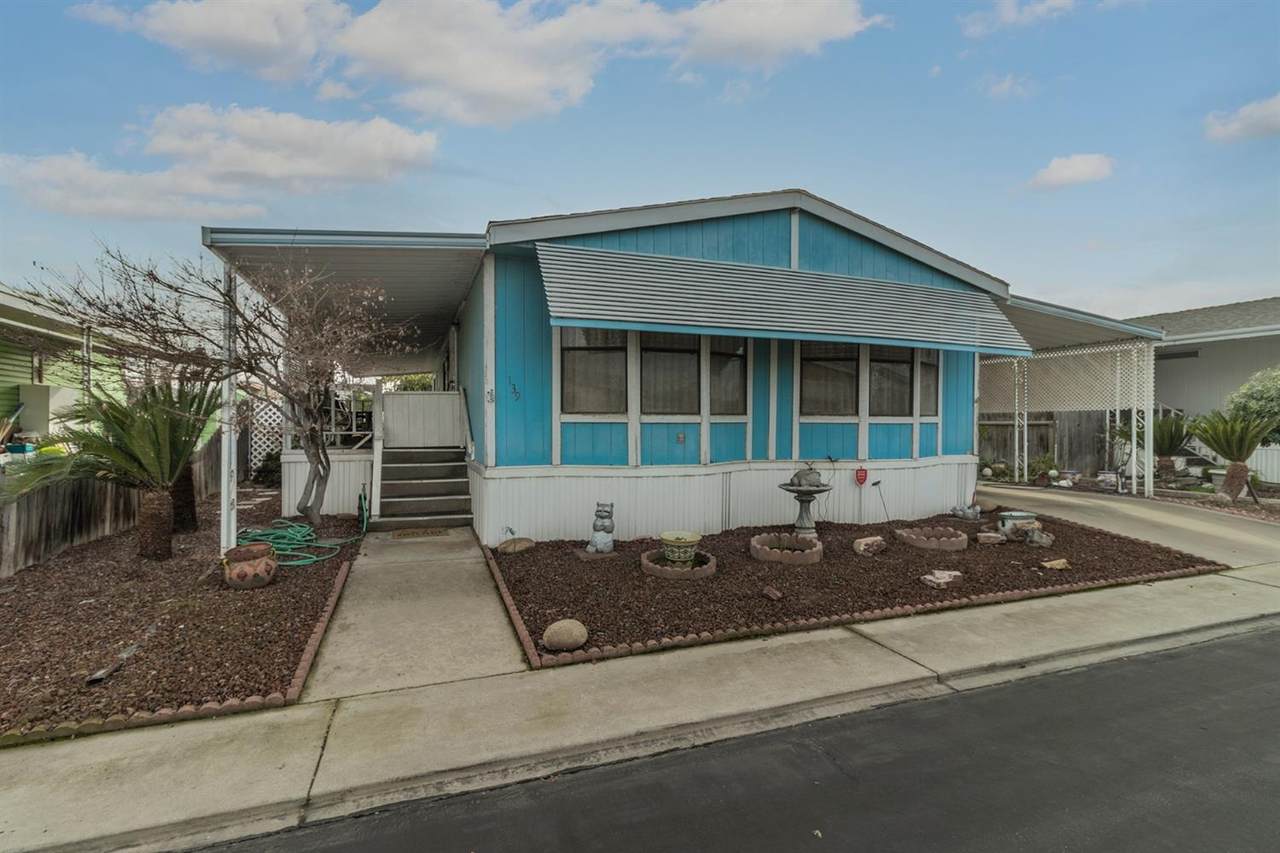 1551 6Th Avenue Drive - Photo 1