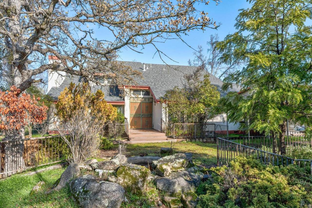 28900 Crystal Cave Court - Photo 1