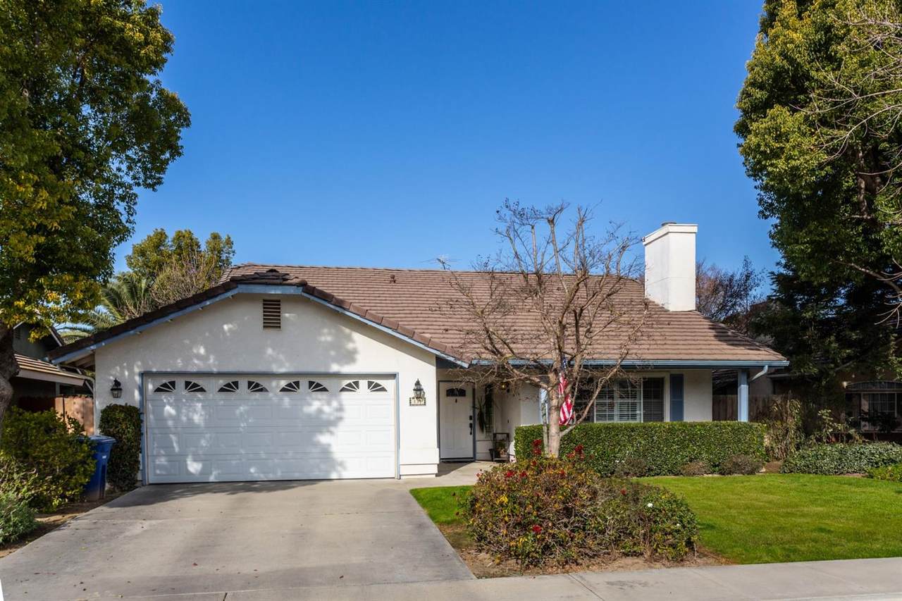 131 Meadow Lane - Photo 1