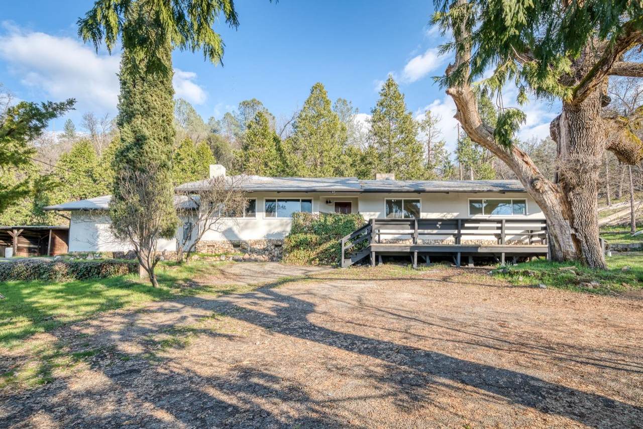 37153 Highway 41 - Photo 1