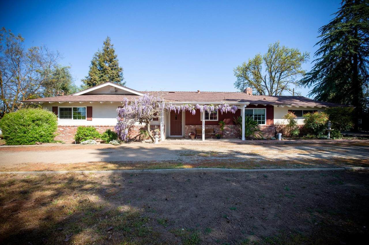 11078 Ashlan Avenue - Photo 1