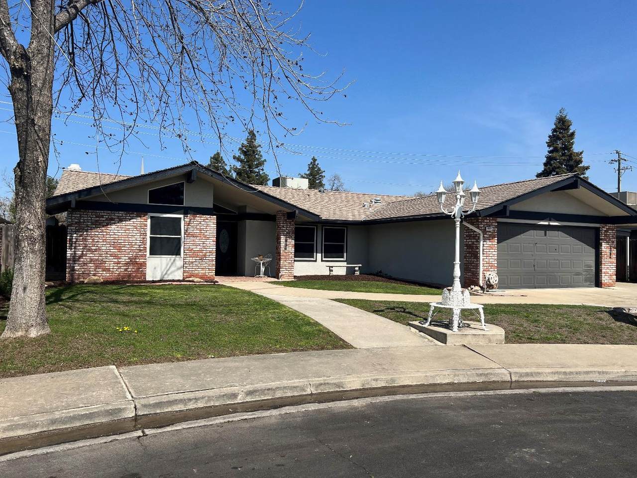 1821 Tenaya Avenue - Photo 1