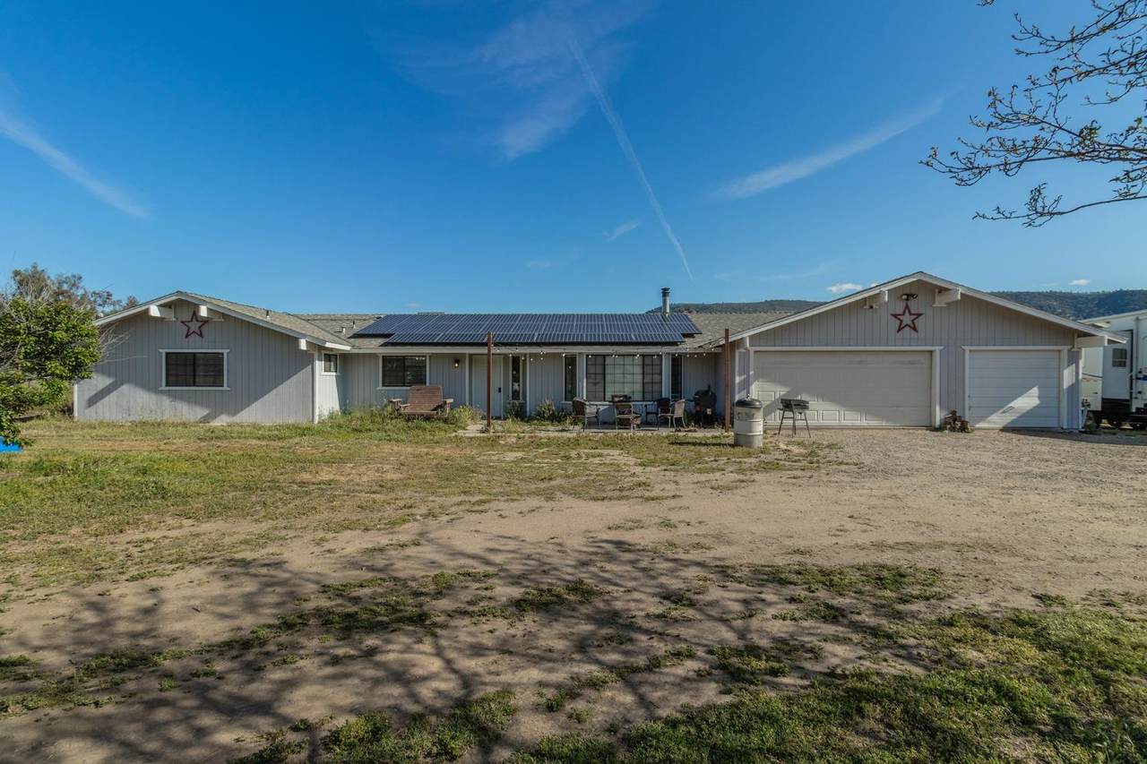28998 Burrough Valley Road - Photo 1