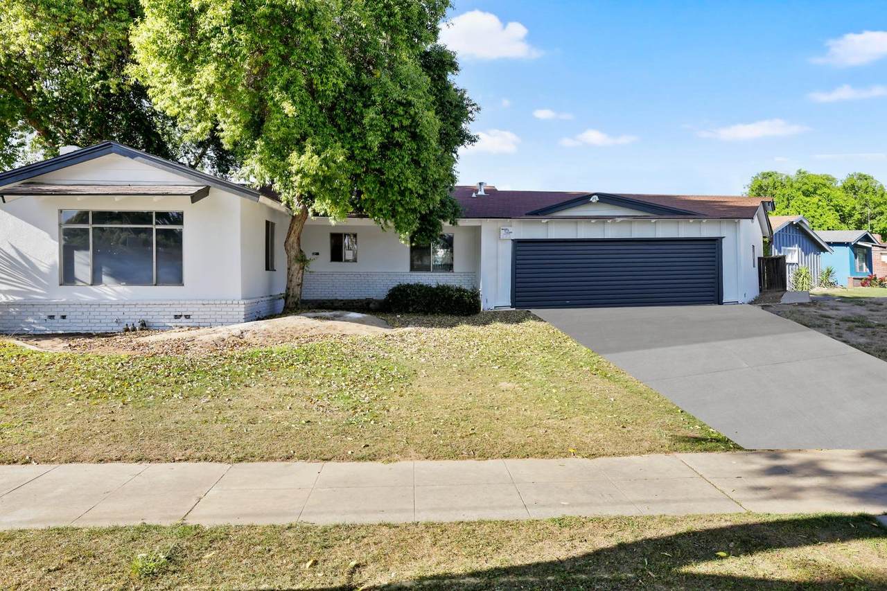 4777 Hamilton Avenue - Photo 1