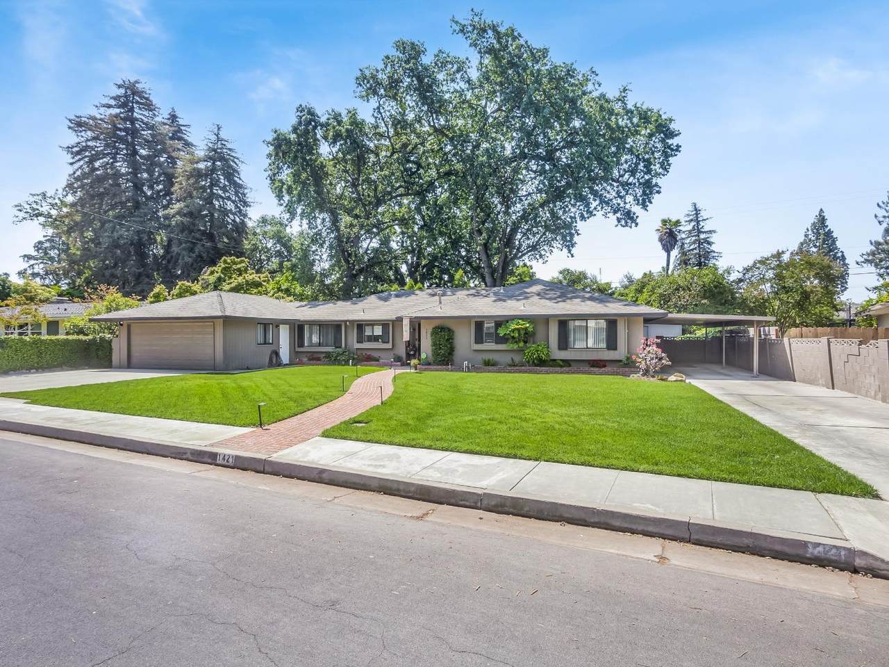 1421 Meadow Avenue - Photo 1