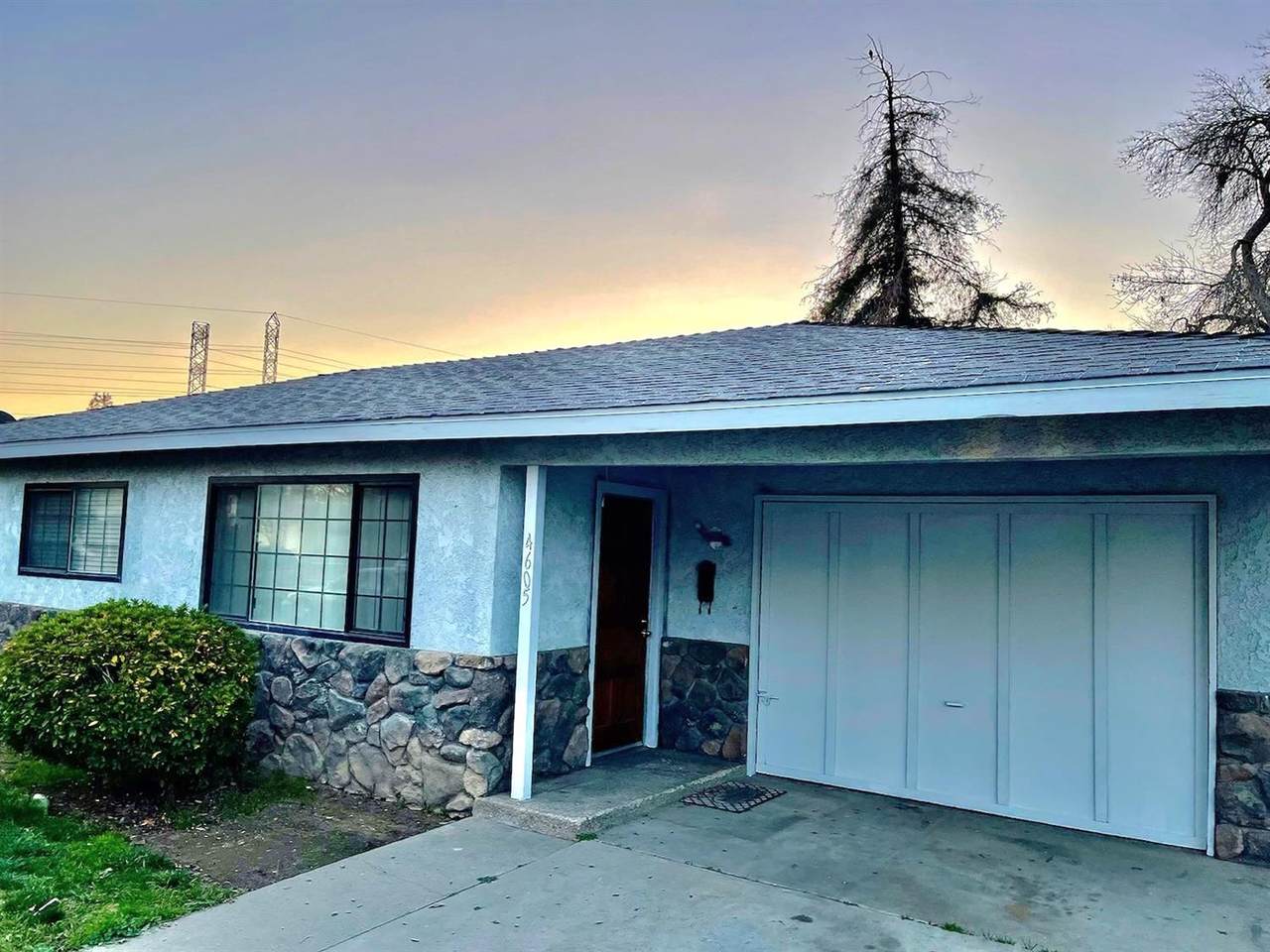 4605 Feland Avenue - Photo 1
