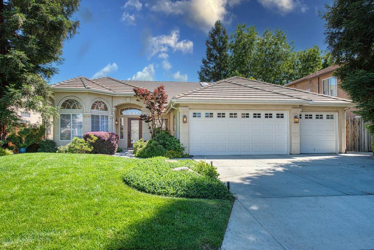 1671 Granada Avenue - Photo 1
