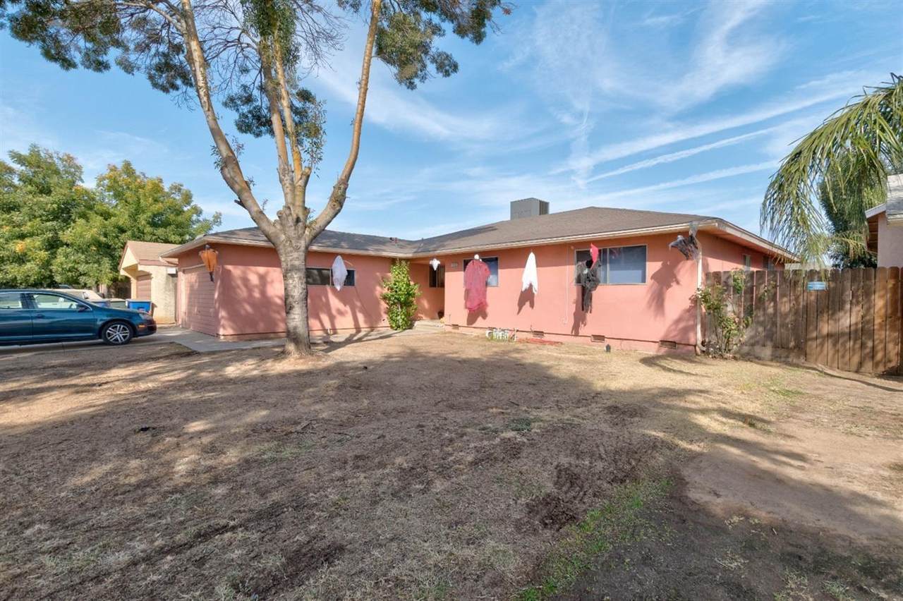 1055 Edgar Avenue - Photo 1