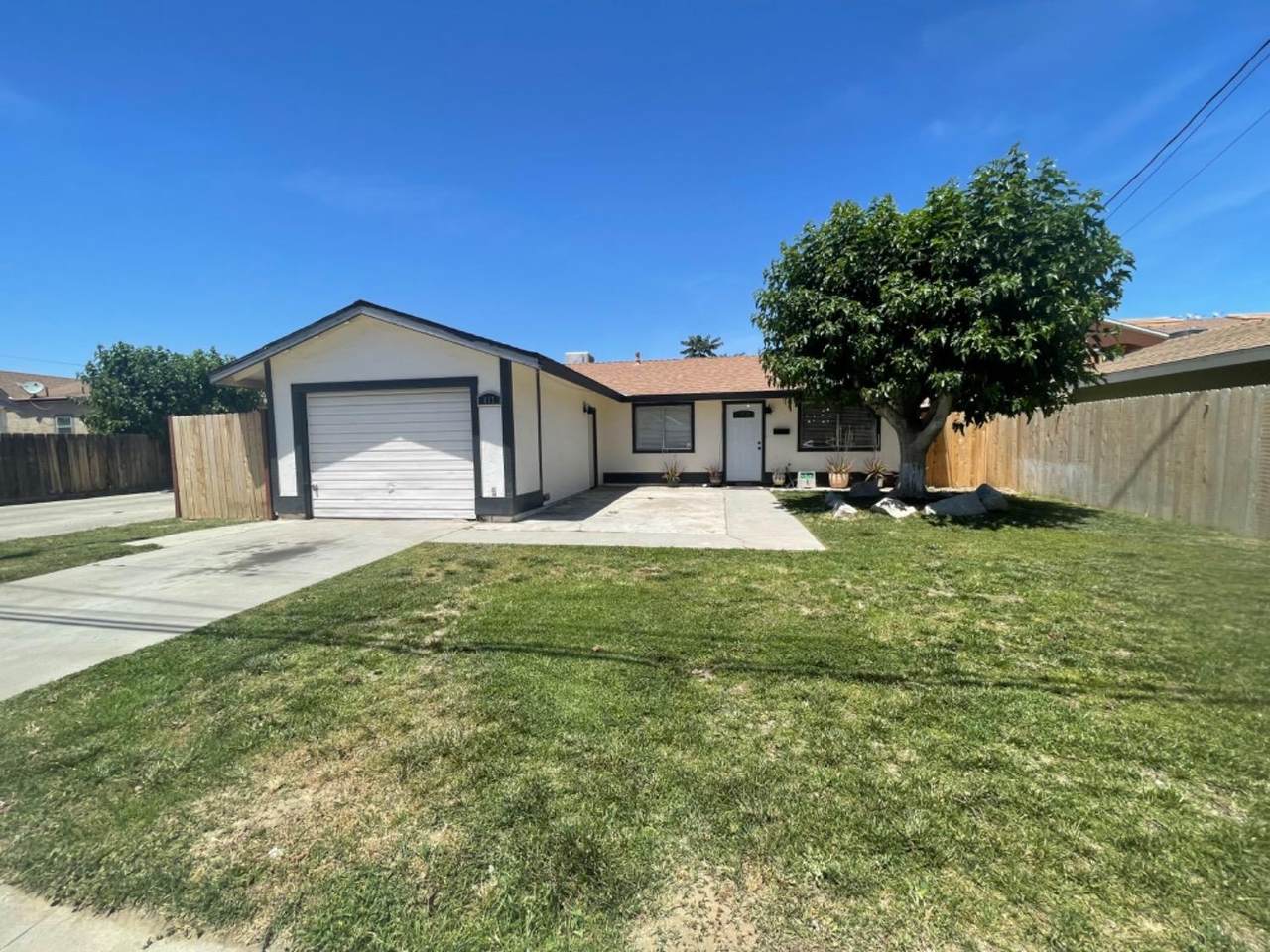 417 Valley Street - Photo 1