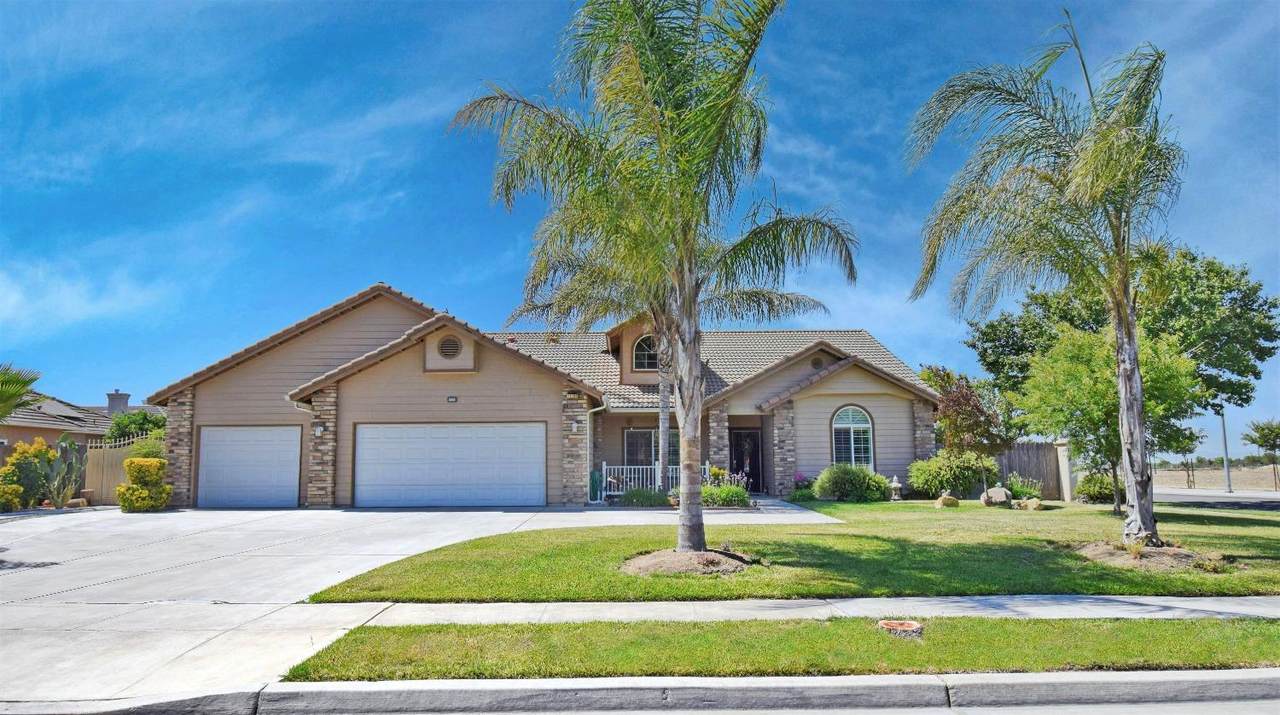 15747 California Avenue - Photo 1