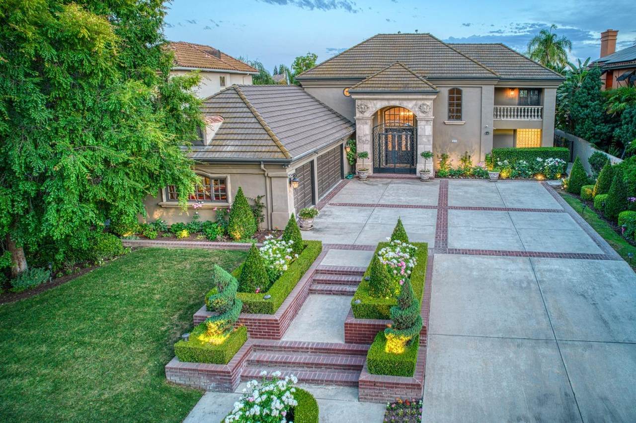 2635 Lake Van Ness Circle - Photo 1