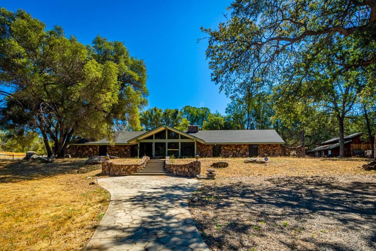31729 Cherokee Rd - Photo 1