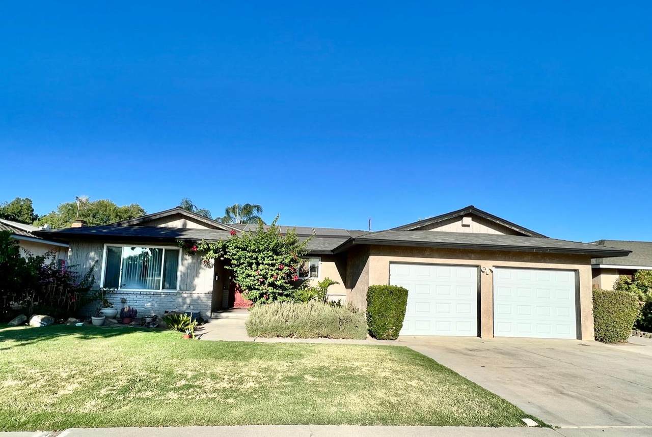 6768 Maple Avenue - Photo 1