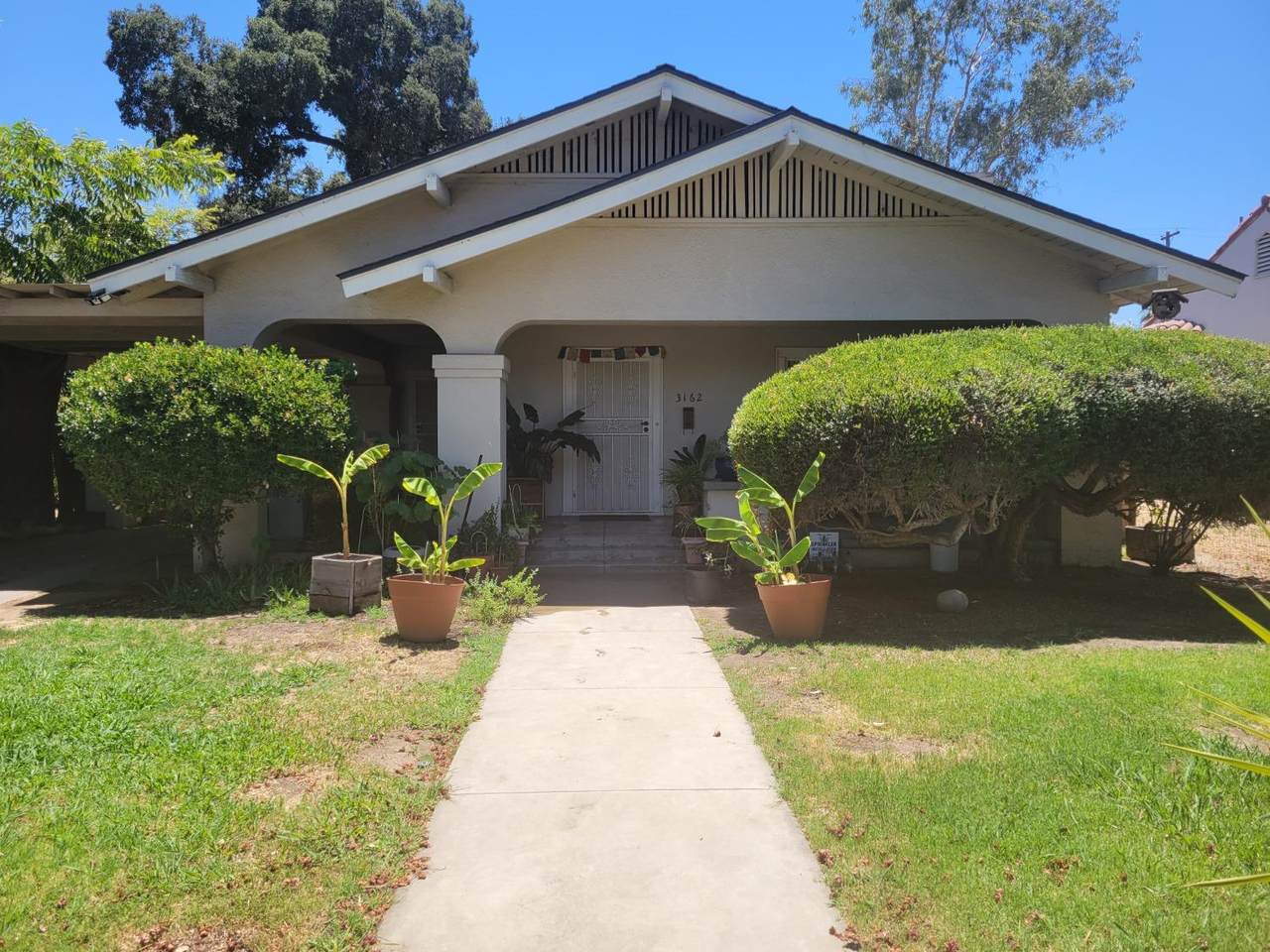 3162 Kerckhoff Avenue - Photo 1