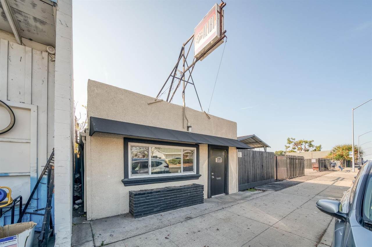 4538 Belmont Avenue - Photo 1