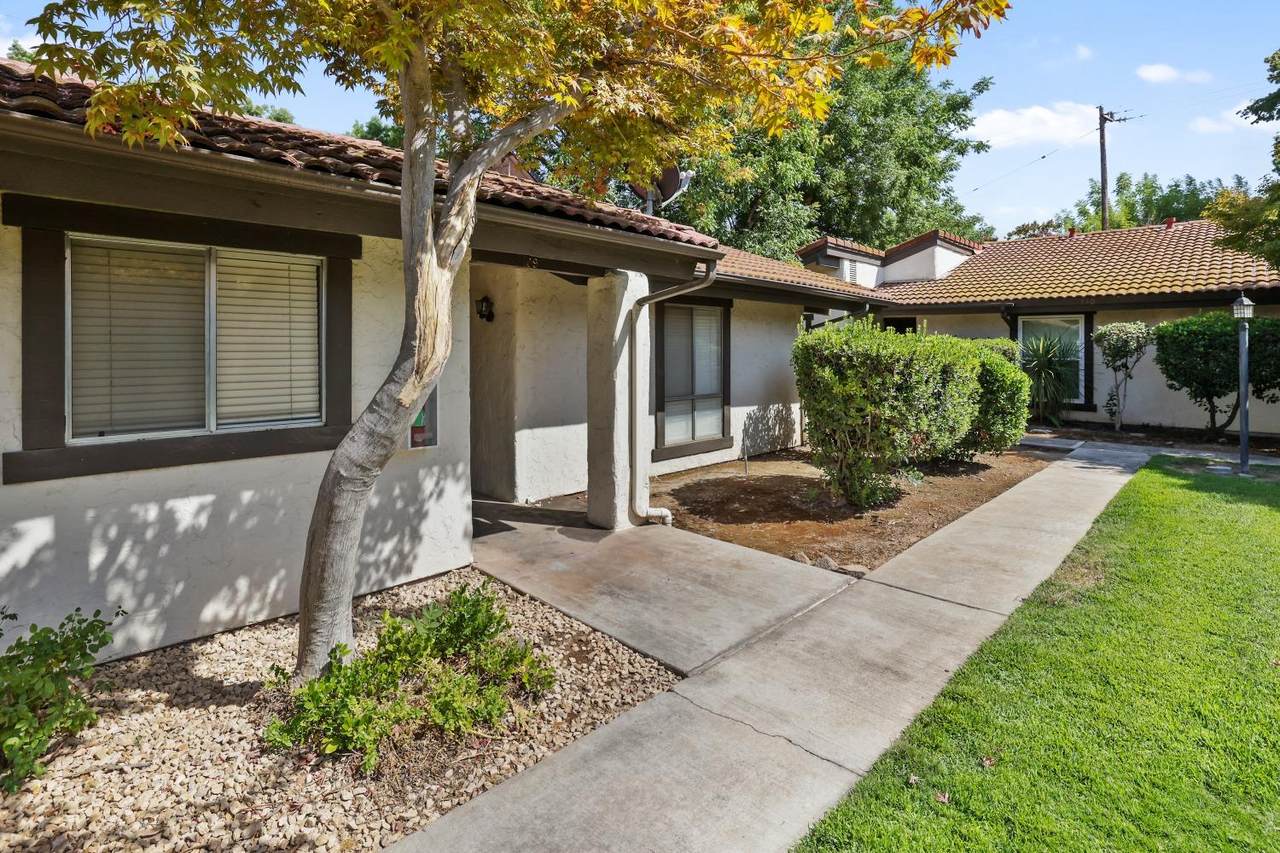 317 Sierra Avenue - Photo 1