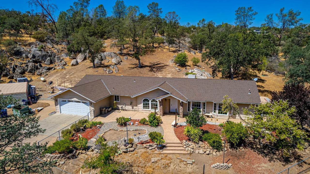 42239 Winchester Way - Photo 1