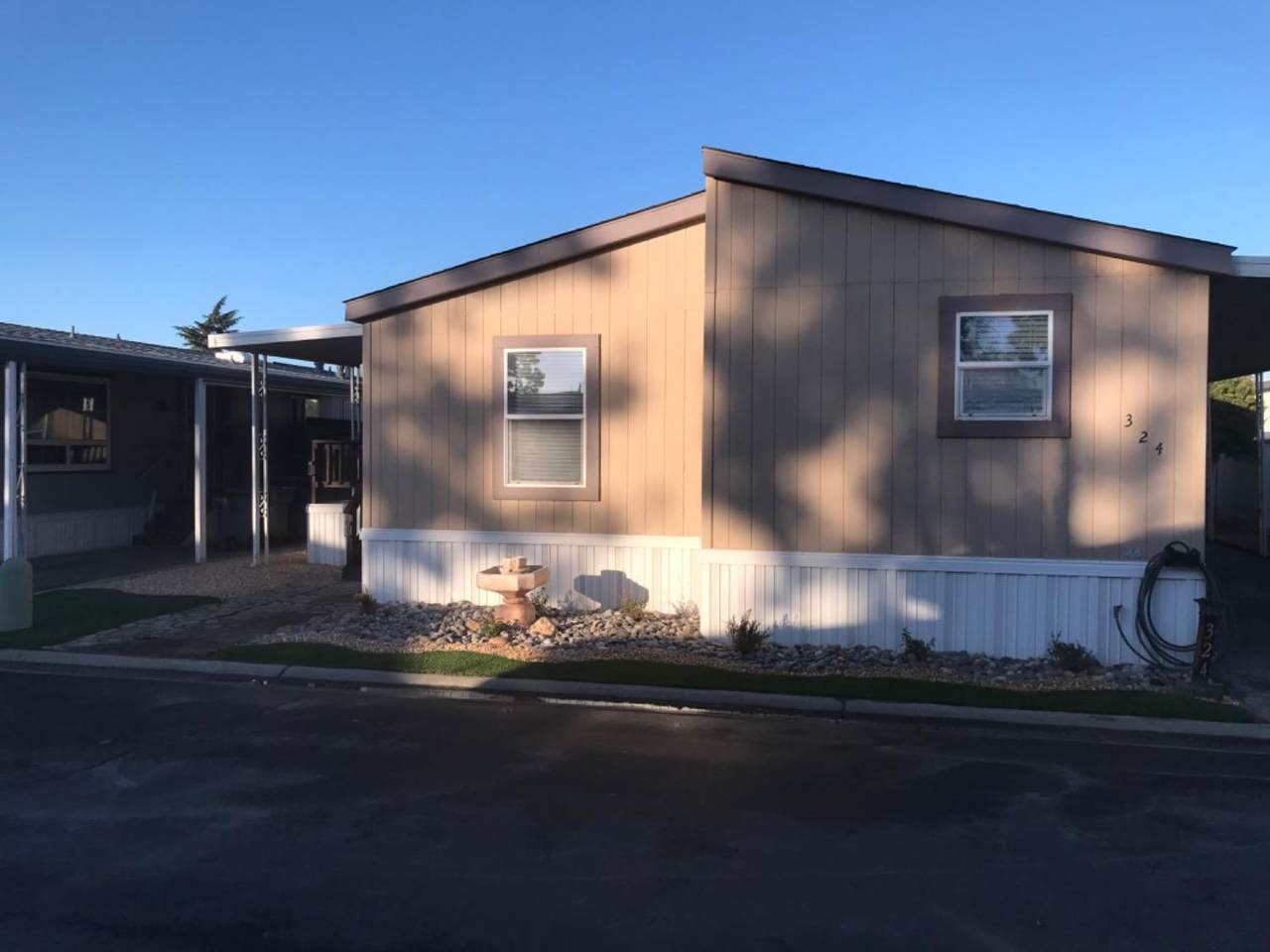 2706 Ashlan Avenue - Photo 1