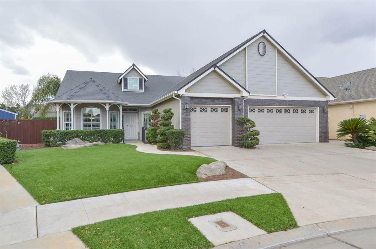 782 Powers Avenue - Photo 1