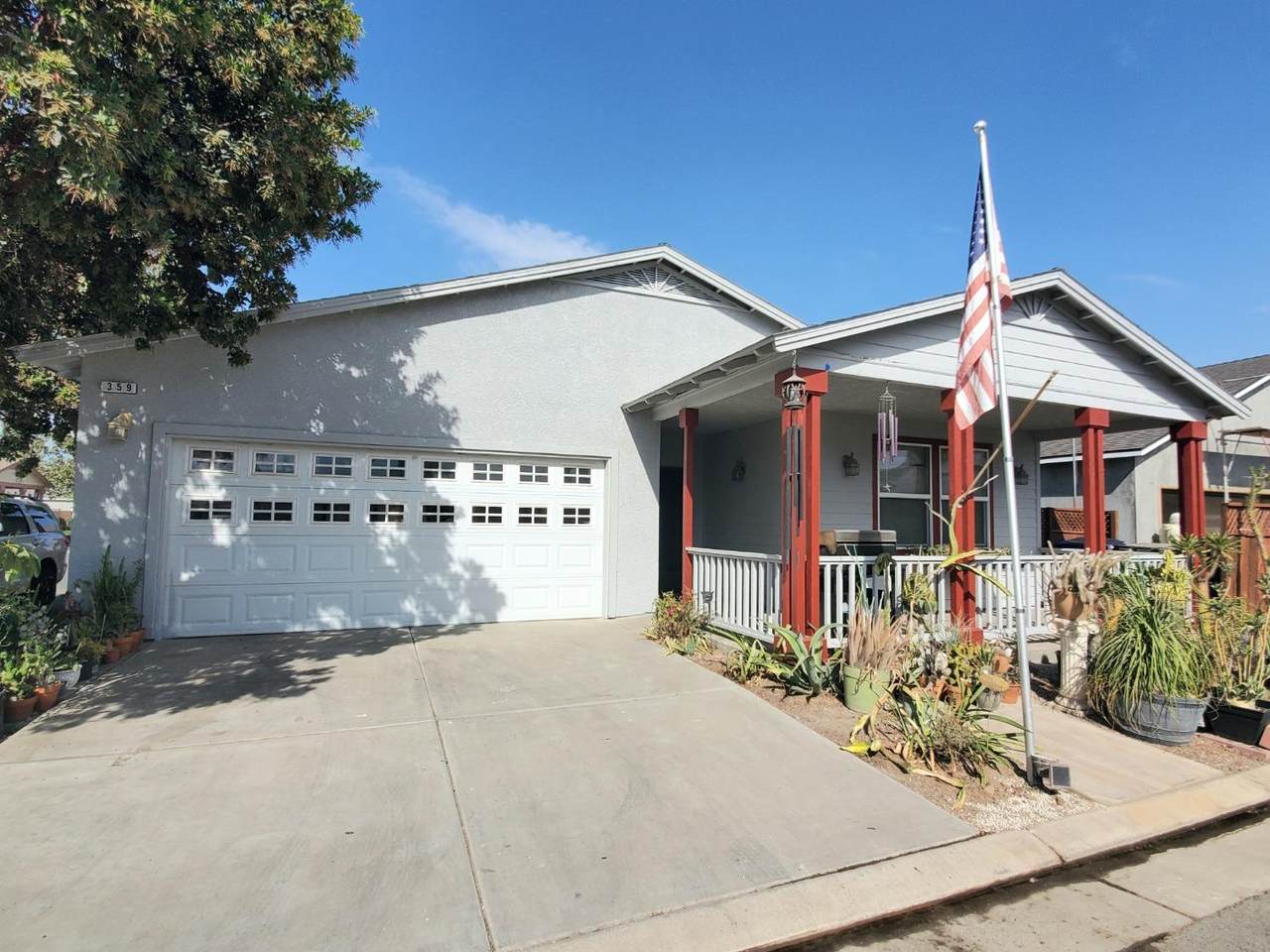 359 Amber Lane - Photo 1