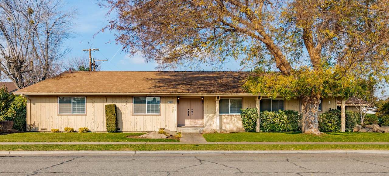 290 Ellery Way - Photo 1