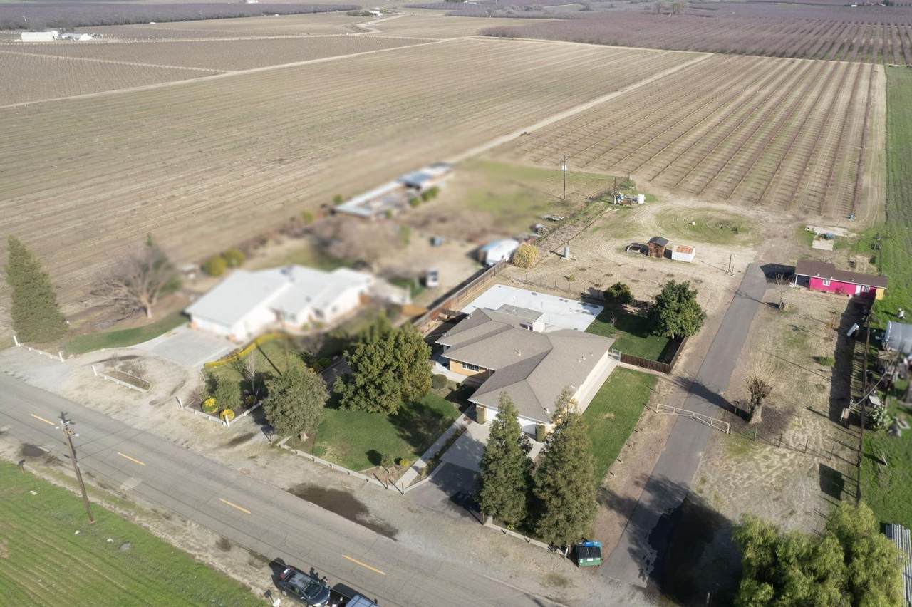 12420 Chestnut Avenue - Photo 1