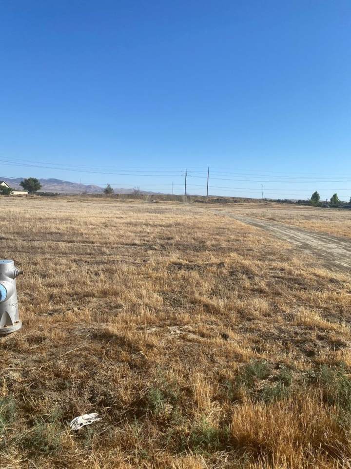 https://bt-photos.global.ssl.fastly.net/fresno/1280_boomver_1_606550-2.jpg