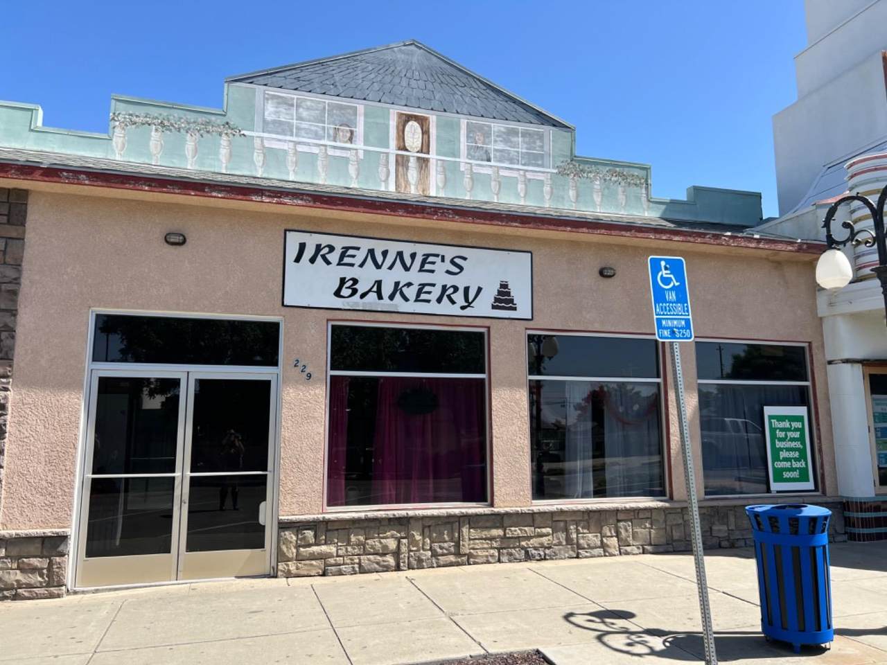 227 Kings St - Photo 1