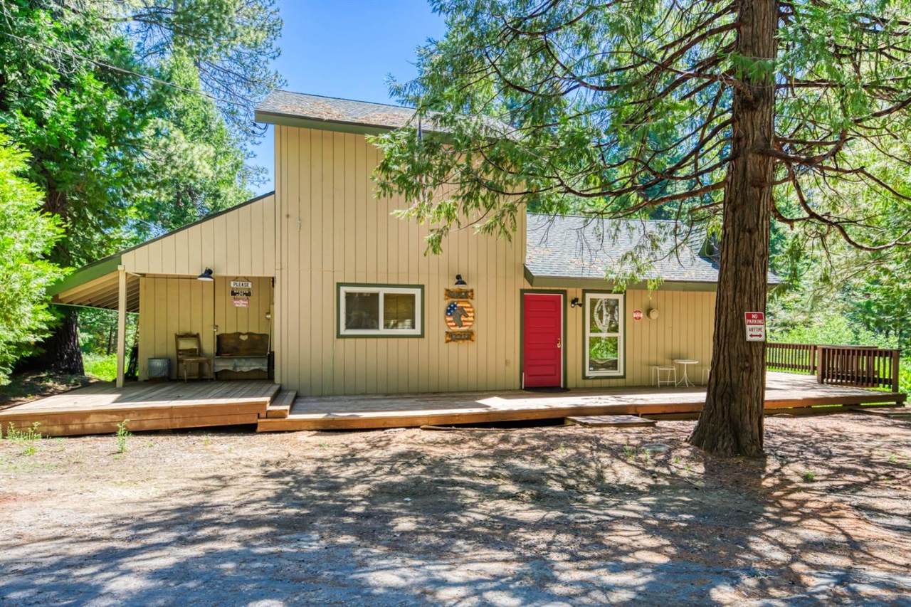 42213 Rock Ledge Road - Photo 1