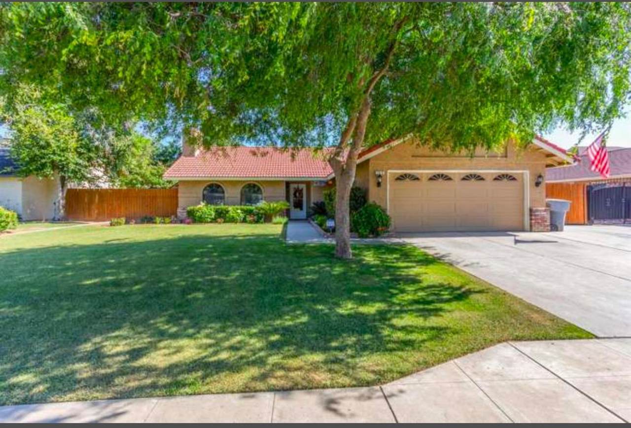 1418 Chennault Avenue - Photo 1