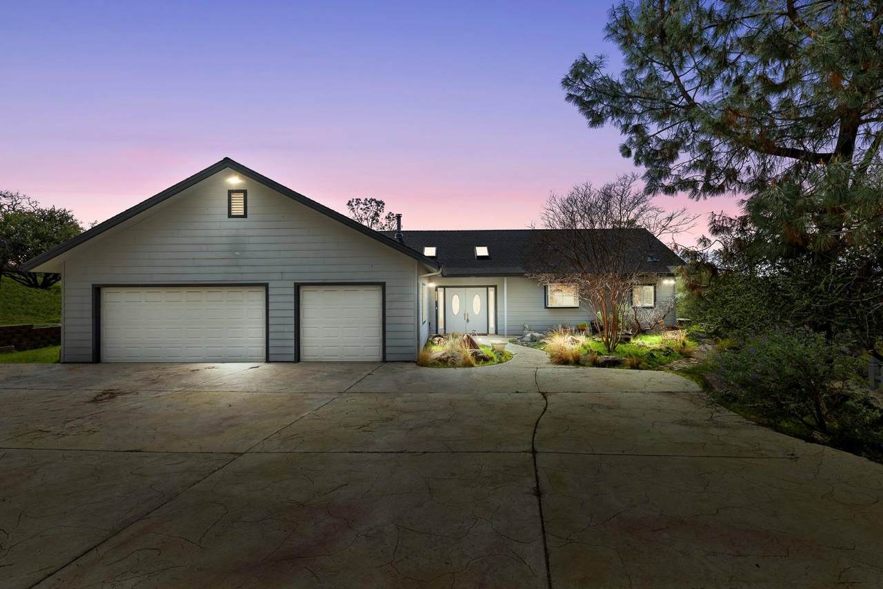 43707 Cedar Grove Court - Photo 1