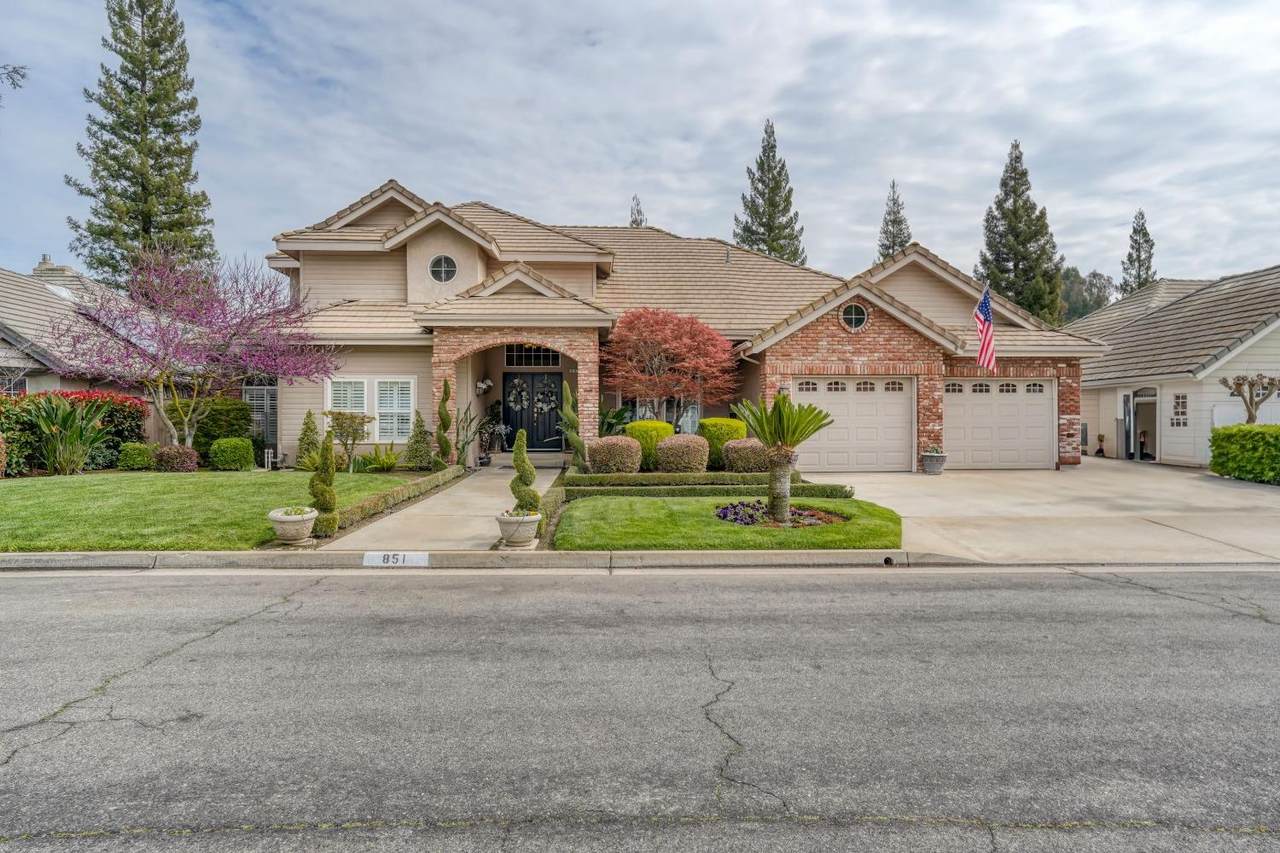 851 Country View Circle - Photo 1