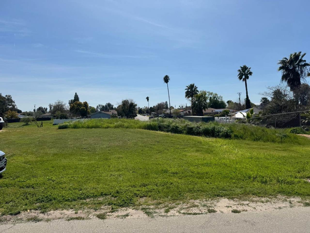 1 Avenue 18 - Photo 1
